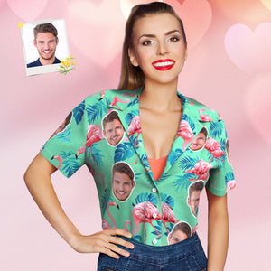 Hawaiihemd Mit Individuellem Gesicht, Flamingo-tropenhemd Für Frauen, Komplett Bedruckt Mit Grün Und Palmblättern - DePhotoBoxer