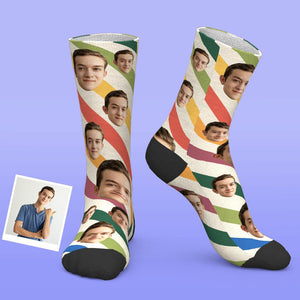 Benutzerdefiniertes Gesicht mehrfarbig gestreifte Socken Personalisiertes Geschenk