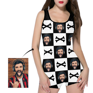 Benutzerdefinierte Gesicht Crossbones Schwarz und Weiß Damen One Piece Boyleg Badeanzug